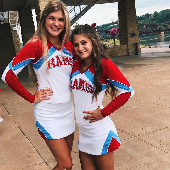 Meet your Posher, Lilly - Picture 4 of 4